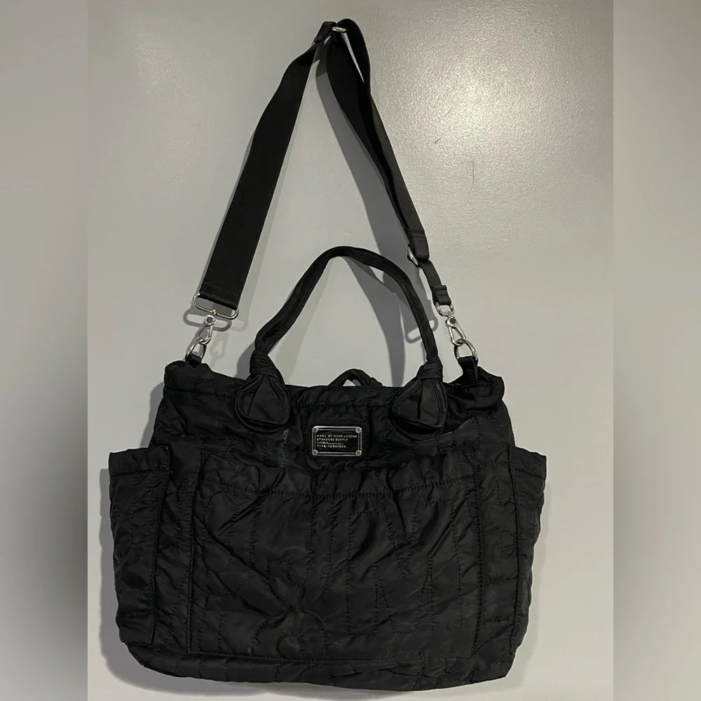Marc Jacobs Black Quilted Women's Bag
